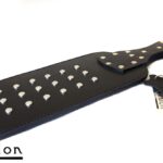 Avalon - BEAST - Massiv Paddle med Nagler - Svart 